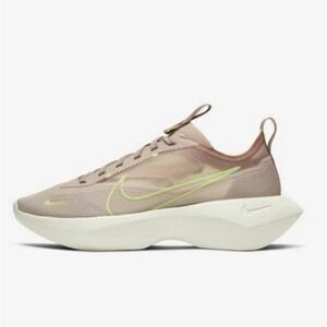 Nike Vista Lite Womens Shoes Size 9 Fossil Stone/Barely Volt/Beige